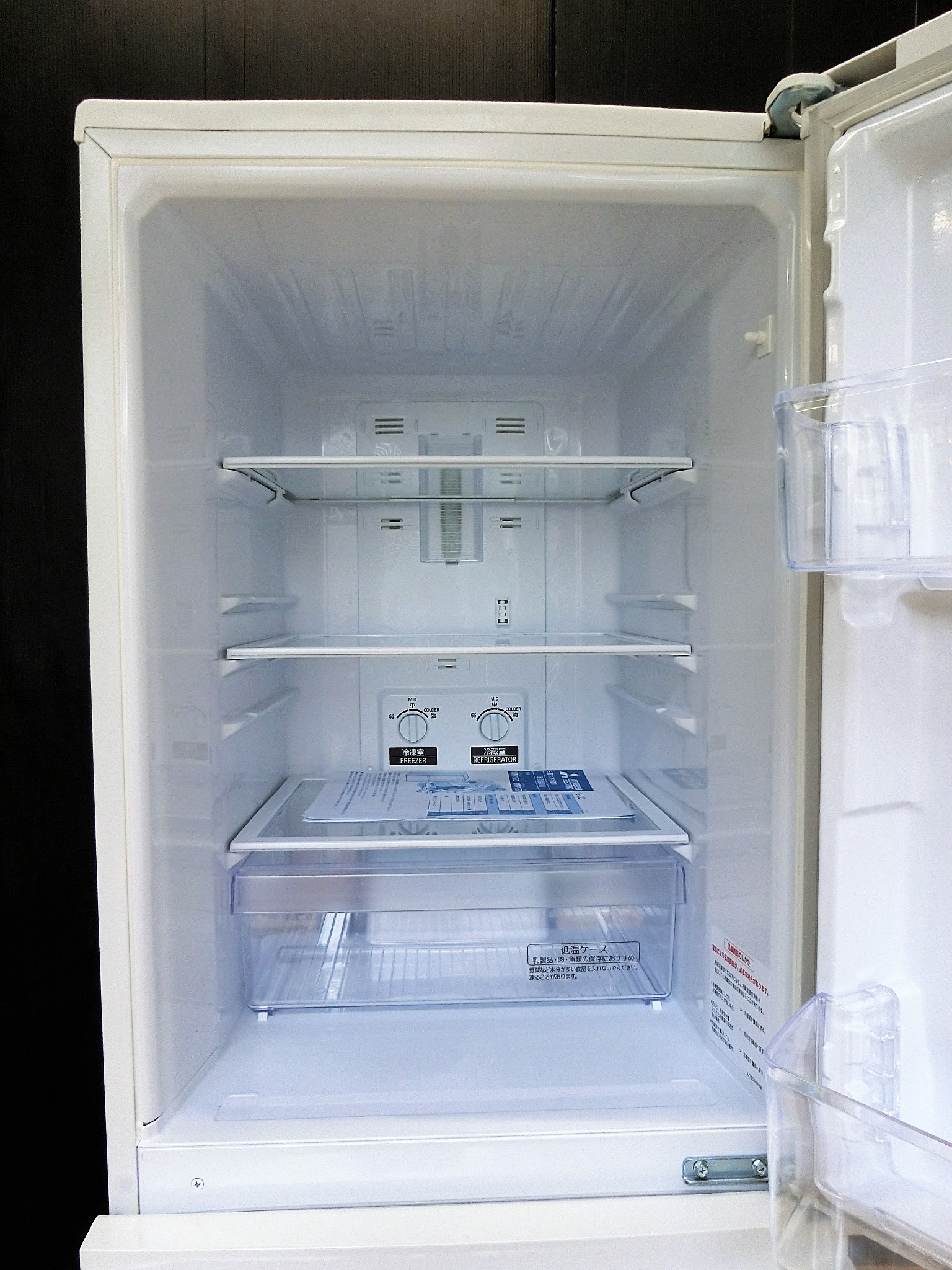 激安オンラインストア 三菱 冷凍冷蔵庫MR-P15Z-S 146リットル 2016年製